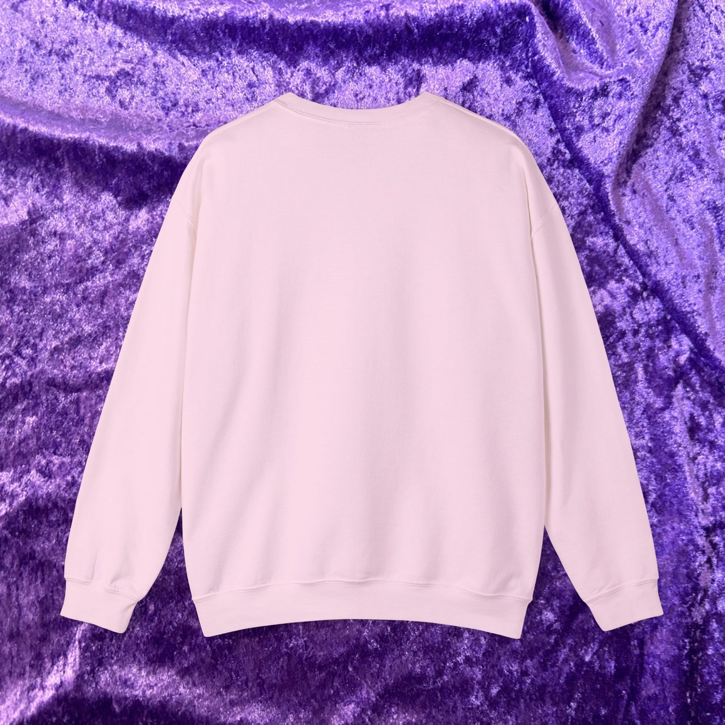Unique Woman Holding Roses Sweatshirt – Unisex Heavy Blend Crewneck